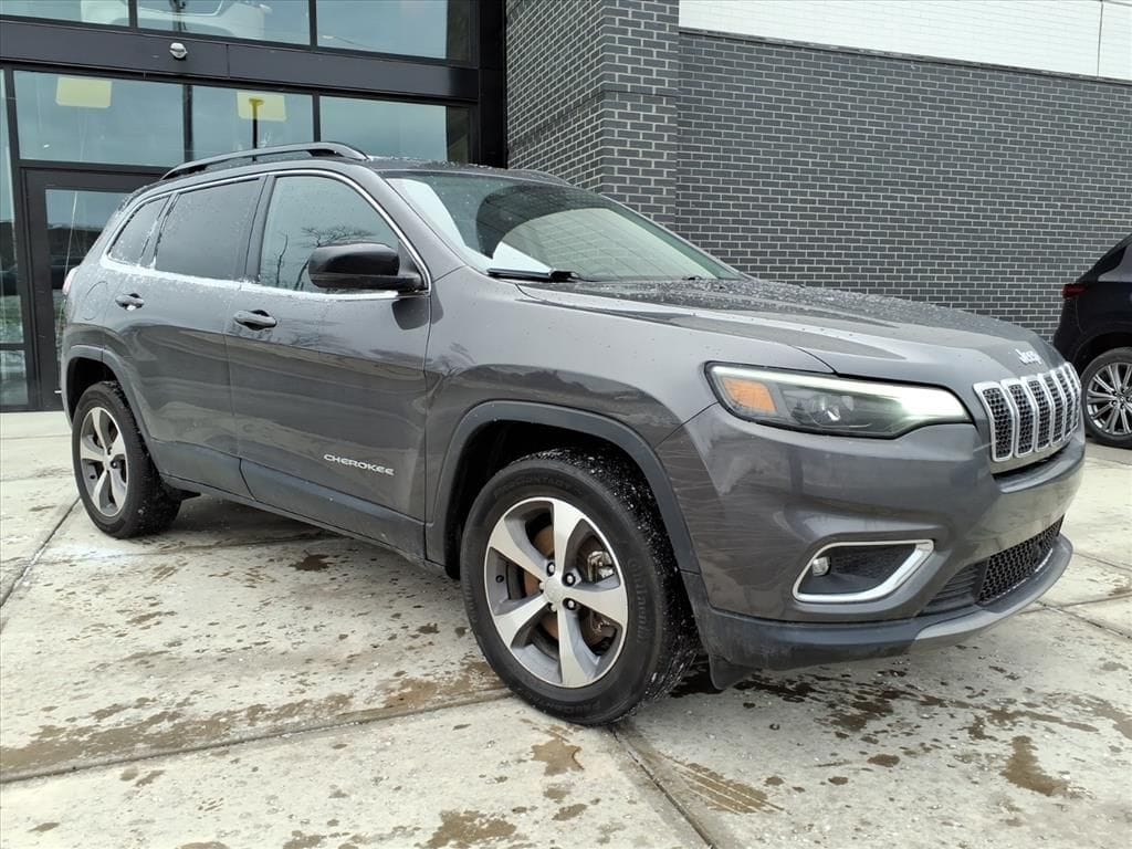 2022 Jeep Cherokee Limited's photo