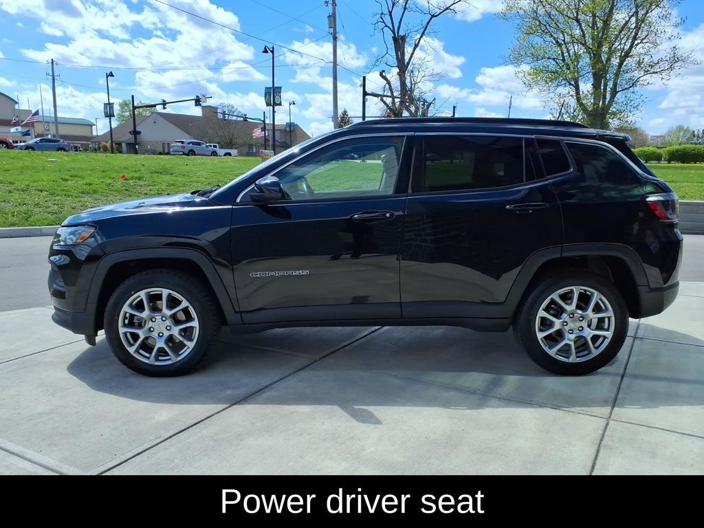 Used 2022 Jeep Compass Latitude Lux SUV