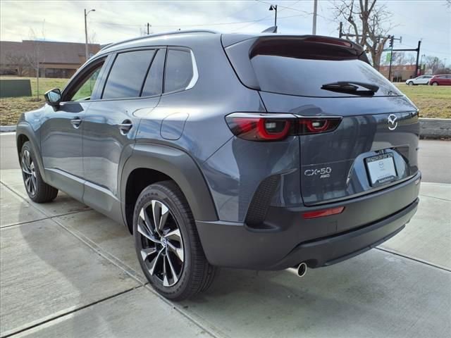 2025 Mazda CX-50 Premium Plus photo 3