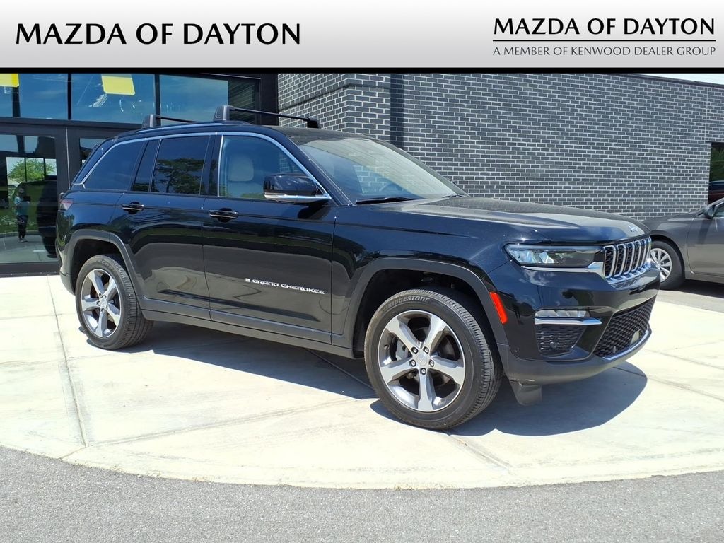 Used 2023 Jeep Grand Cherokee Limited SUV