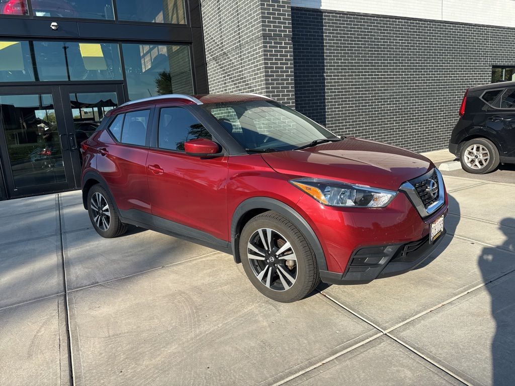 2018 Nissan Kicks SV photo 2