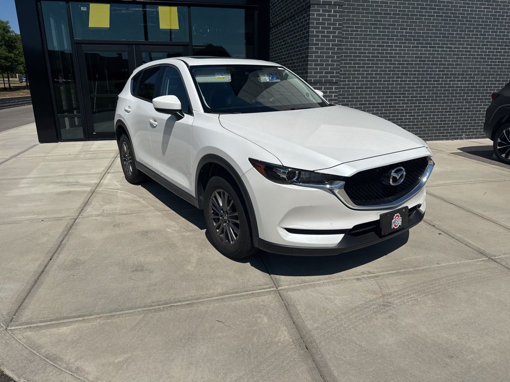 2017 Mazda CX-5 Touring photo 2