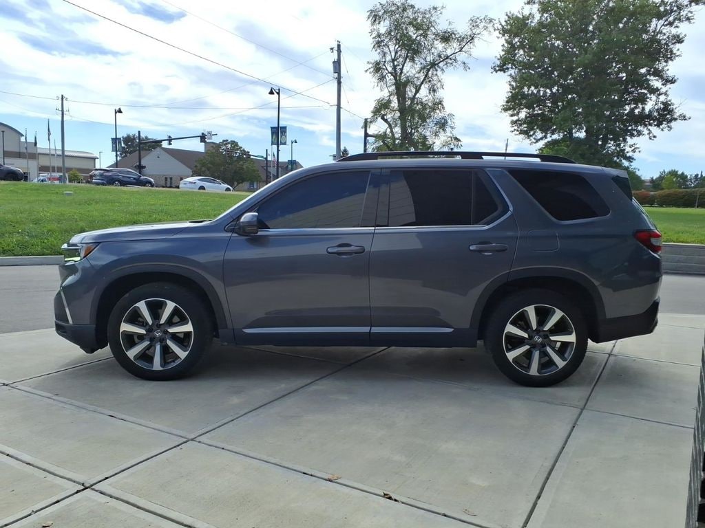 Used 2024 Honda Pilot Touring SUV
