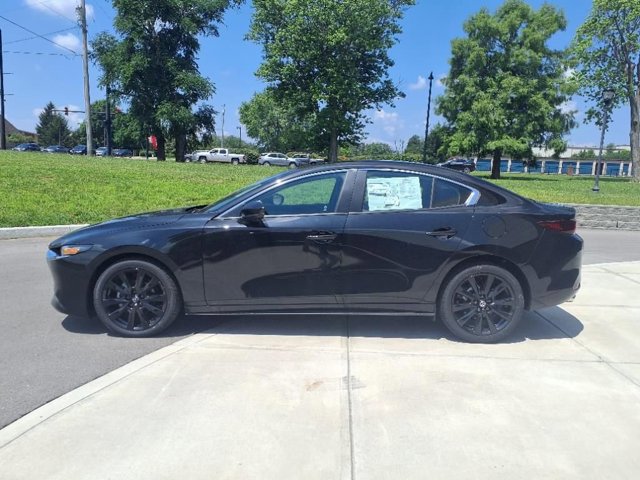 2025 Mazda Mazda3 2.5 Select Sport photo 3