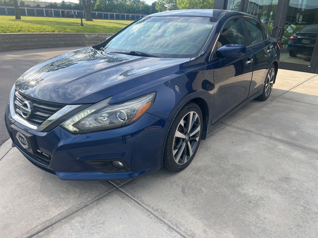 2017 Nissan Altima 2.5 SR's photo