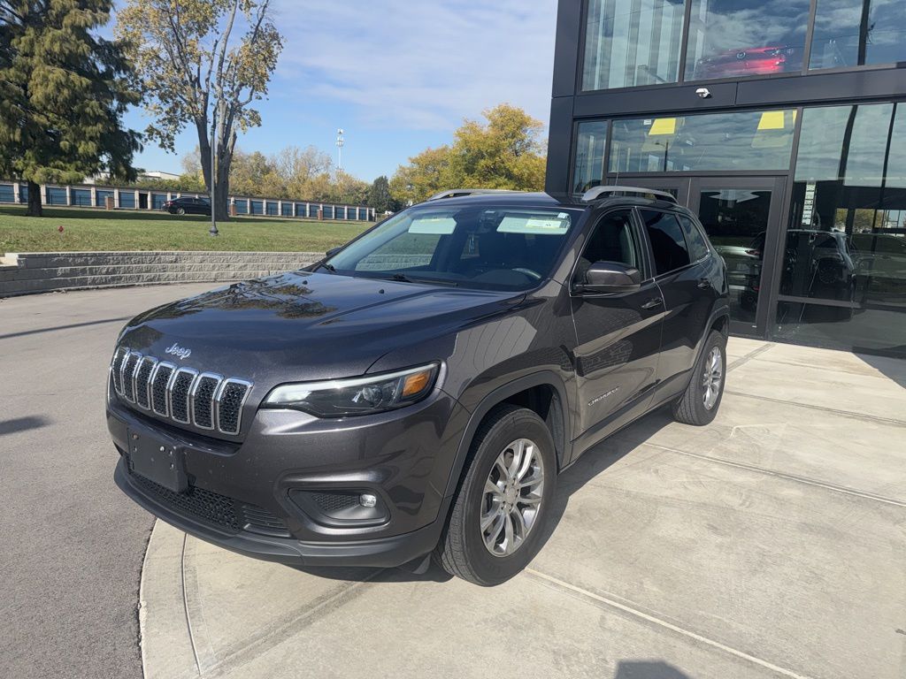 2019 Jeep Cherokee Latitude photo 2