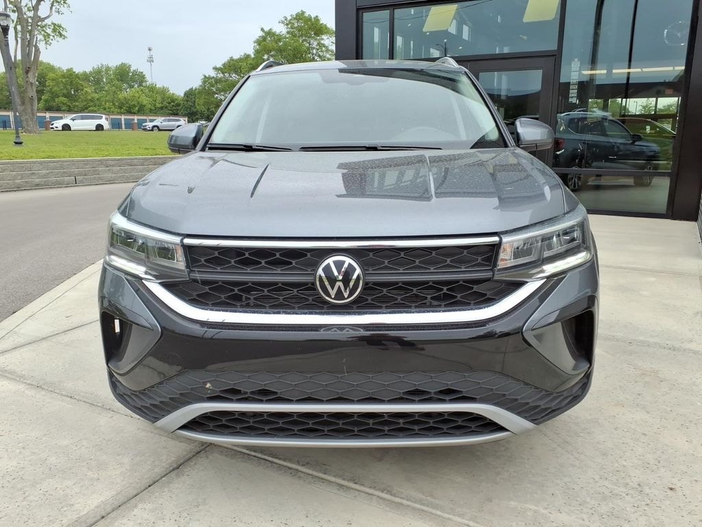 Used 2023 Volkswagen Taos 1.5T SE SUV