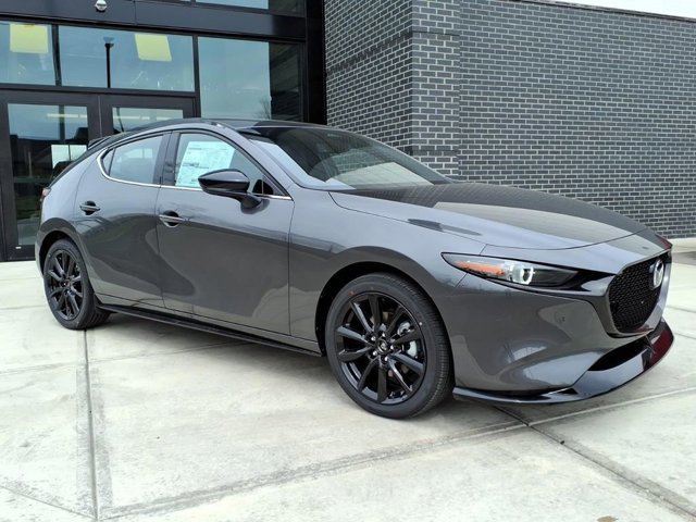 2026 Mazda CX-3 Premium Plus 2.5 AT 5-Door SKYACTIV AWD's photo