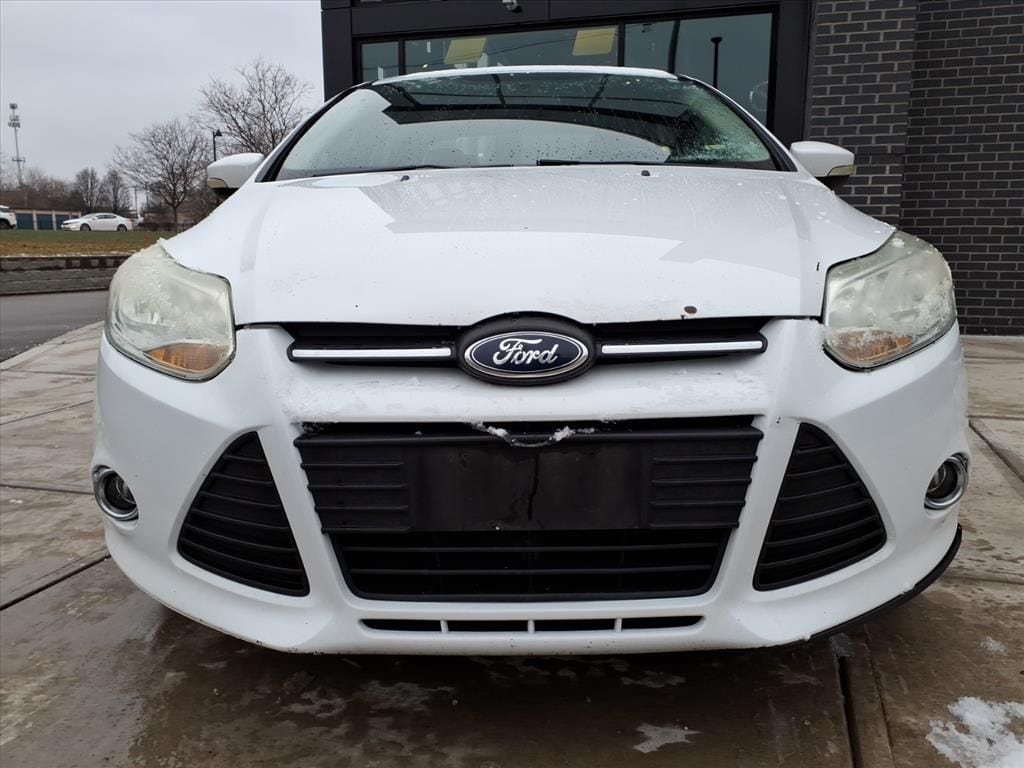 Used 2014 Ford Focus SE with VIN 1FADP3F22EL193867 for sale in Dayton, OH