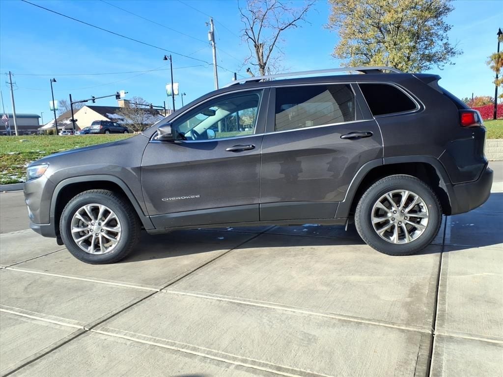 Used 2019 Jeep Cherokee Latitude Plus 4x4 SUV