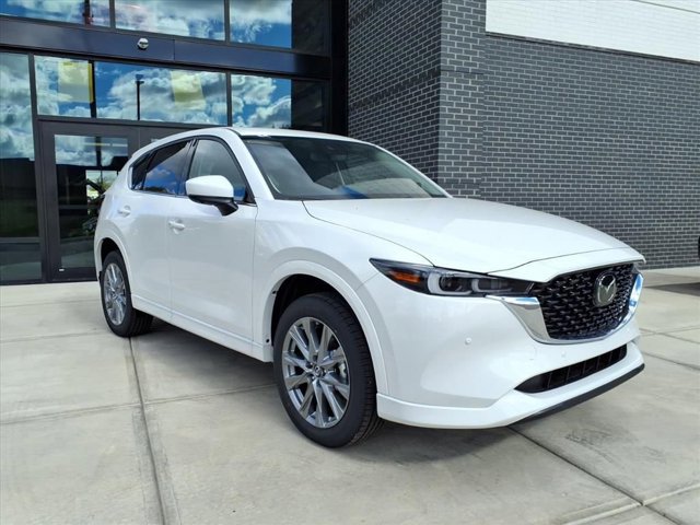 2025 Mazda CX-5 S Premium Plus package's photo
