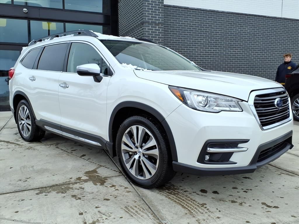 2020 Subaru Ascent Touring's photo