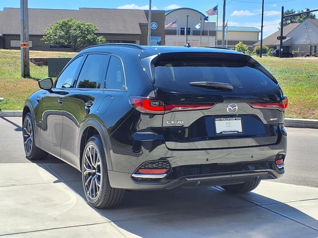 2025 Mazda CX-70 Plug-in Hybrid Premium Plus photo 4