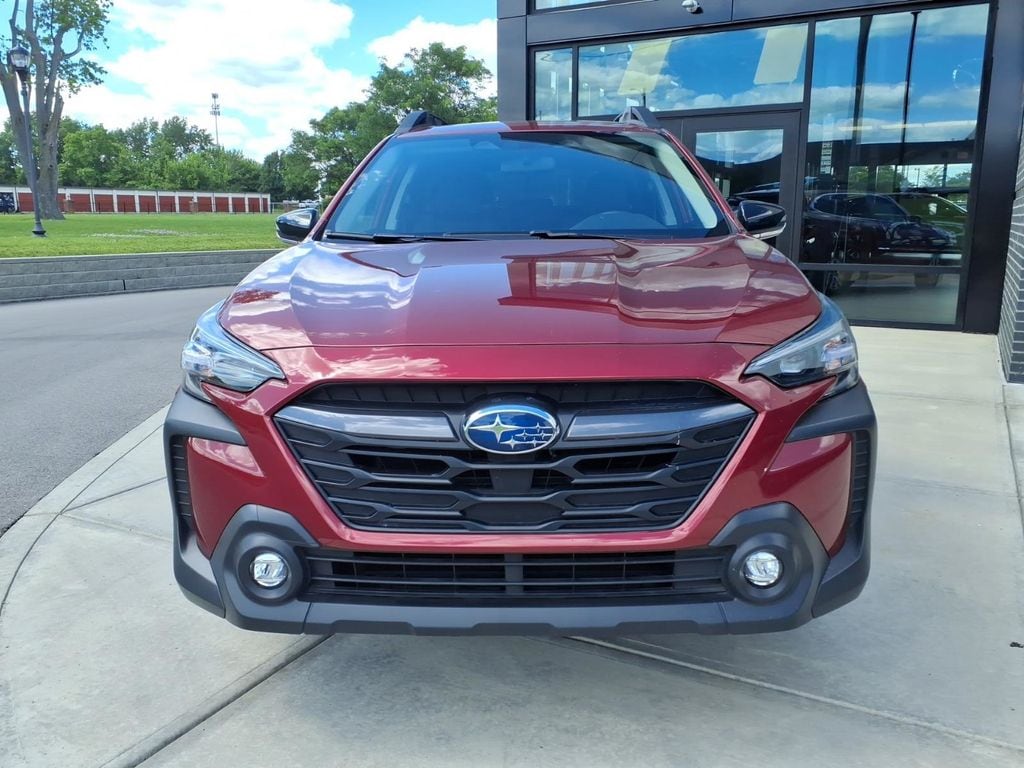 Used 2025 Subaru Outback Premium SUV