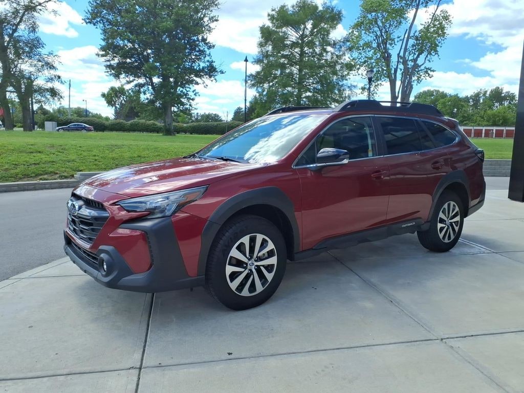 Used 2025 Subaru Outback Premium SUV