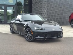 2025 Mazda MX-5 Miata RF Grand Touring CONVERTIBLE