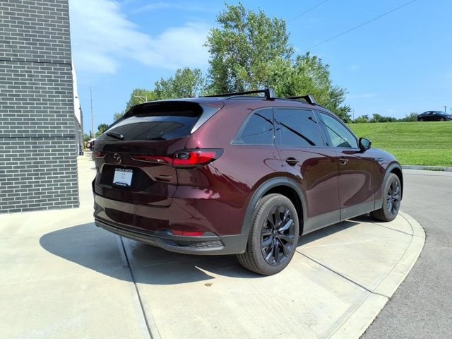 2026 Mazda CX-90 Premium Package - Photo 8