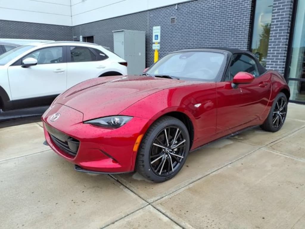 New 2026 Mazda MX-5 MIATA Grand Touring CONVERTIBLE