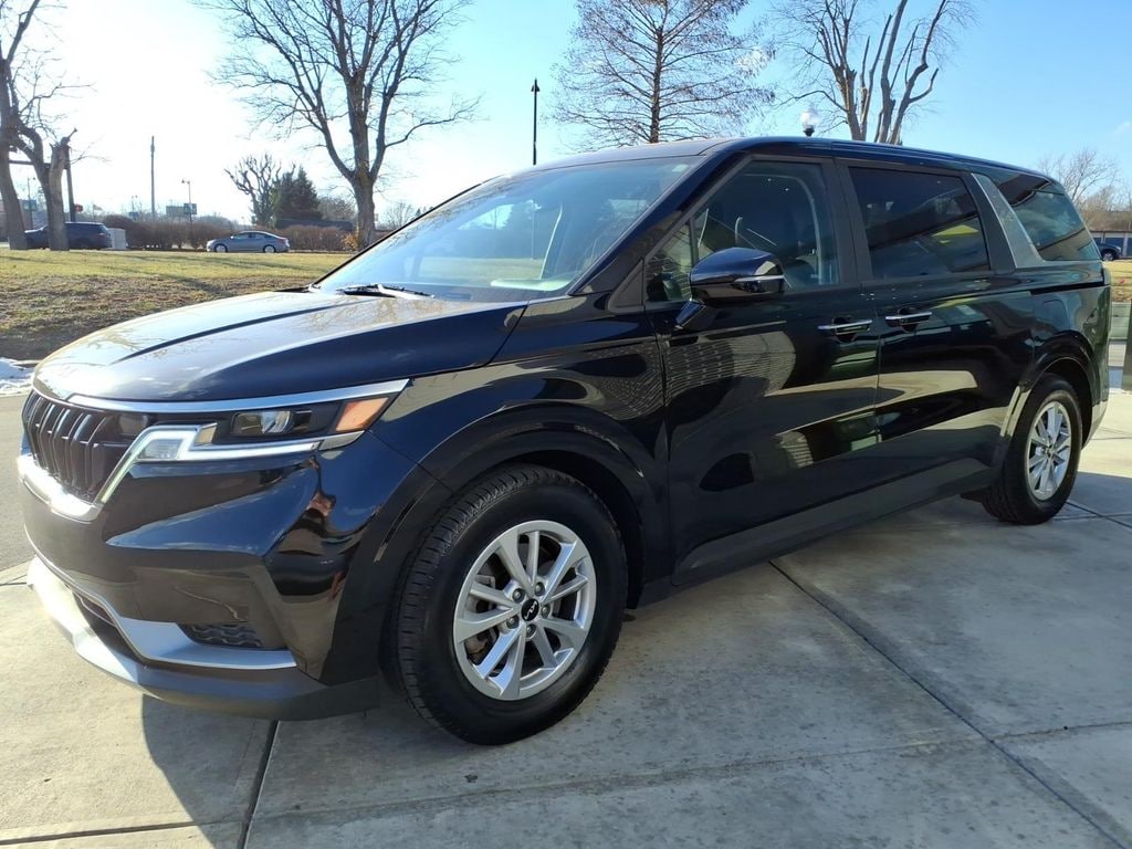 Used 2023 Kia Carnival LX Seat Package MPV