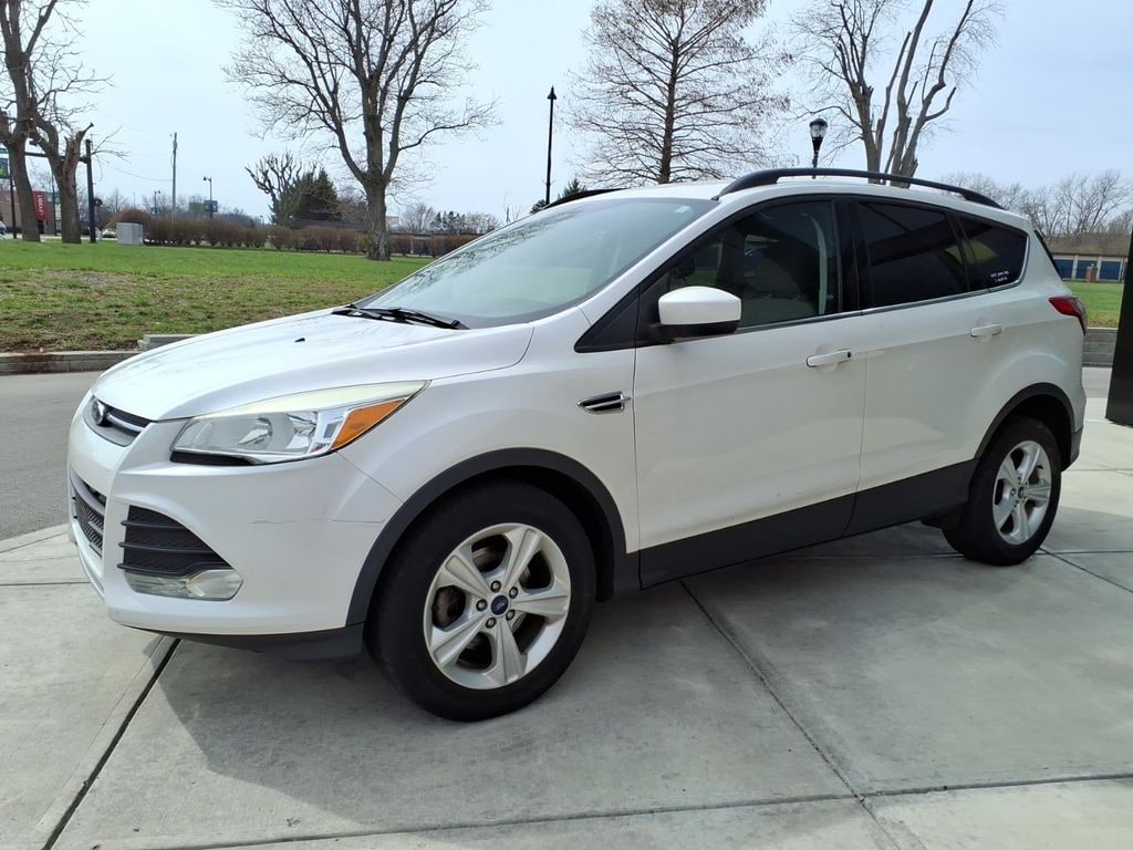 Used 2015 Ford Escape SE SUV