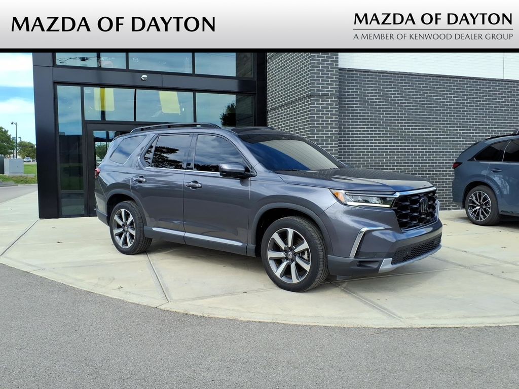 Used 2024 Honda Pilot Touring SUV