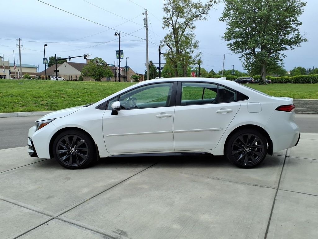 Used 2023 Toyota Corolla SE Sedan