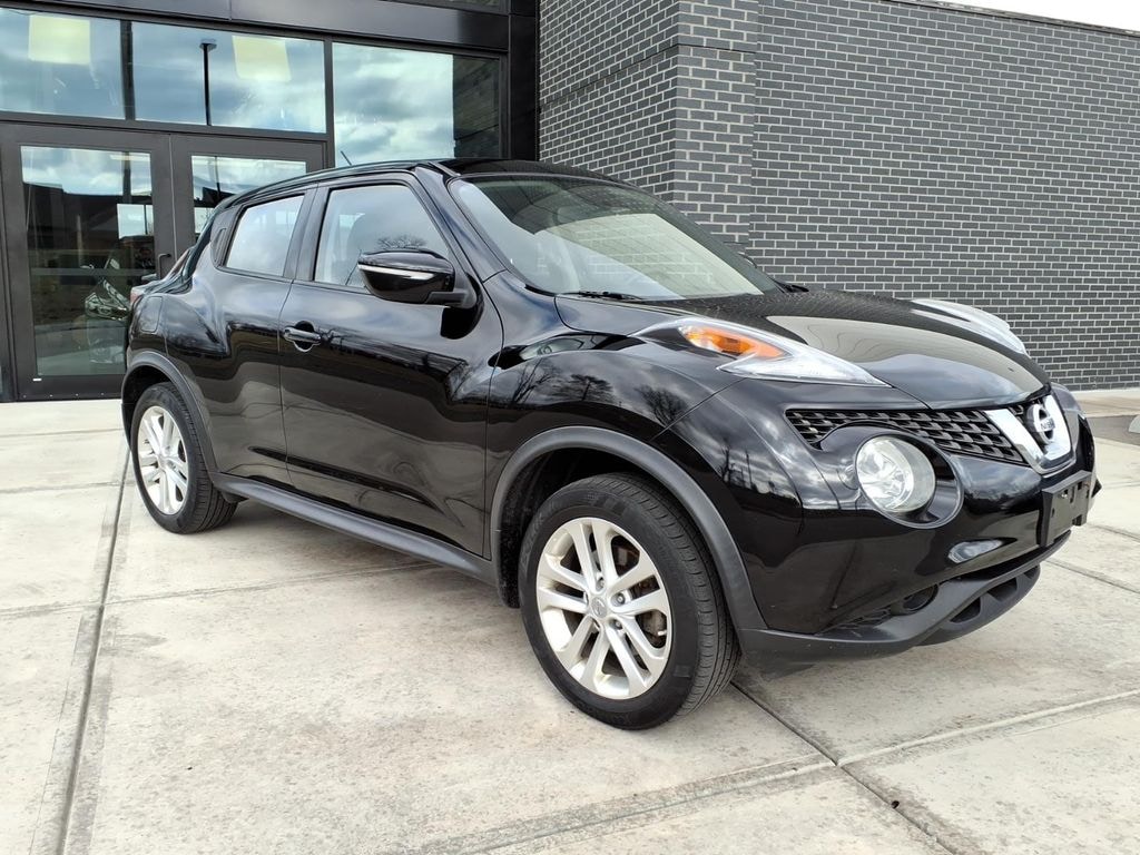Used 2015 Nissan Juke S SUV