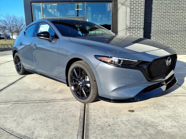 2026 Mazda CX-3 Premium Plus 2.5 AT 5-Door SKYACTIV AWD's photo