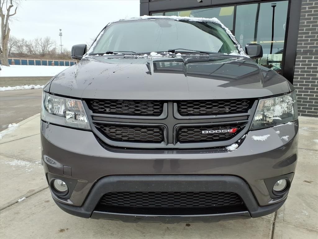 Used 2019 Dodge Journey SE with VIN 3C4PDCBB2KT872687 for sale in Dayton, OH