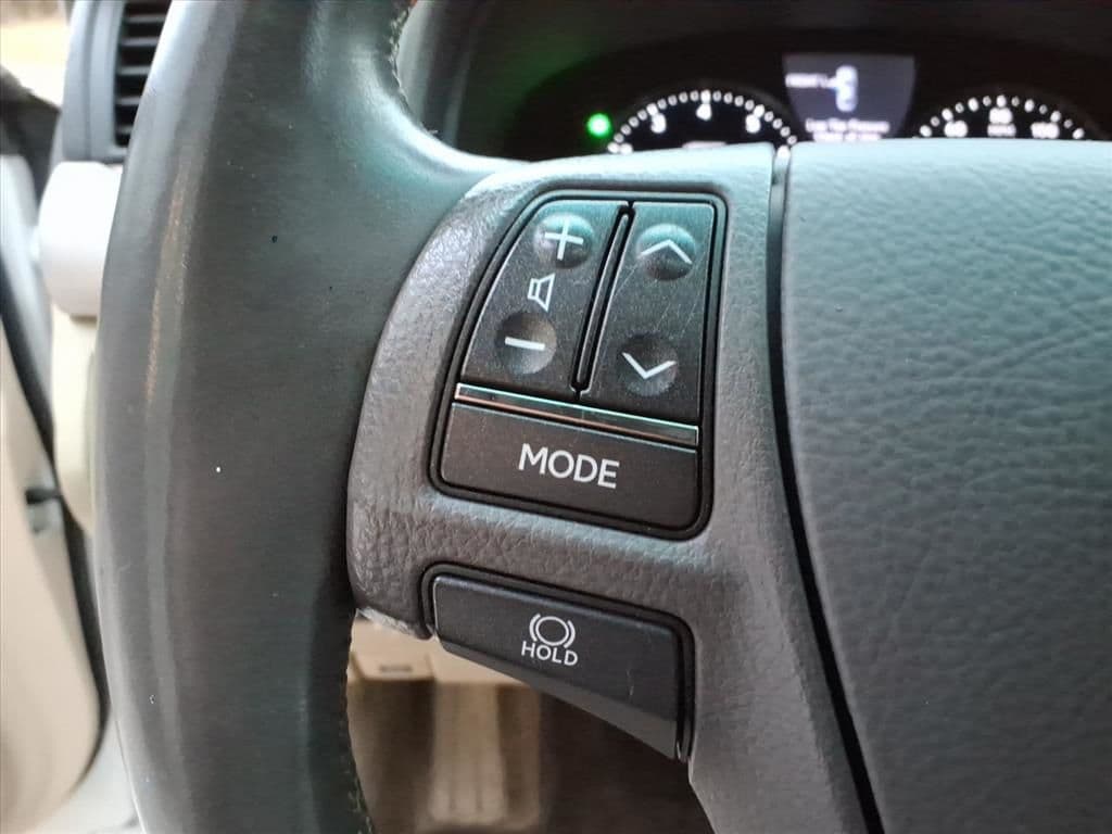 2014 Lexus LS Base - Photo 18