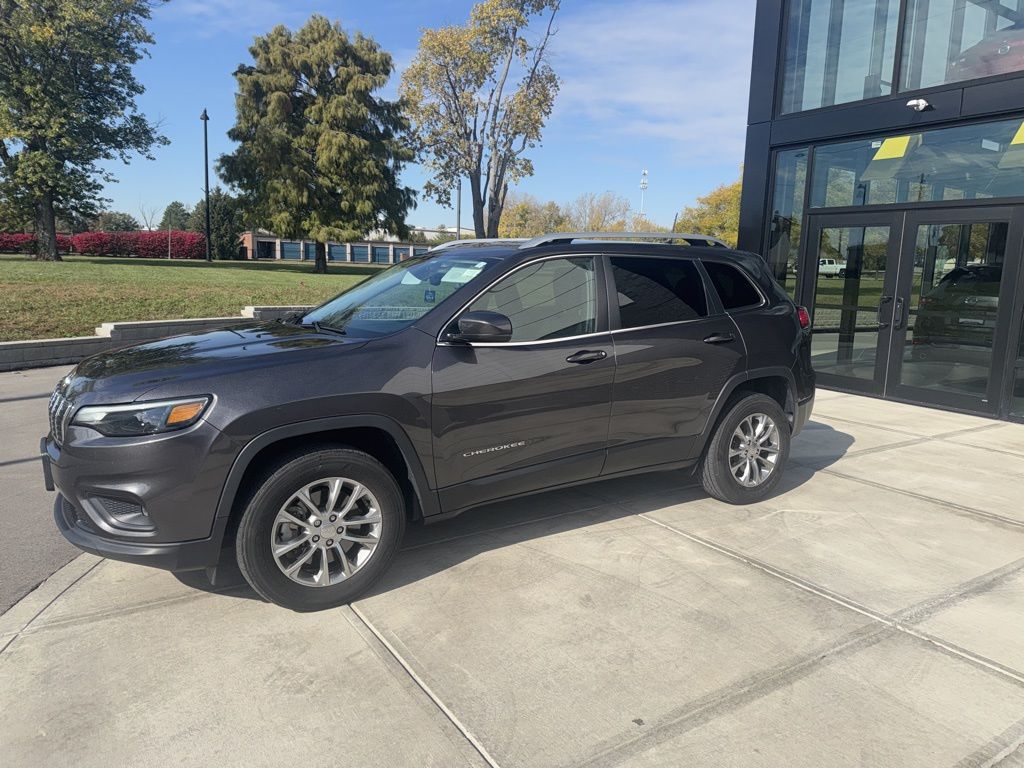 2019 Jeep Cherokee Latitude photo 3