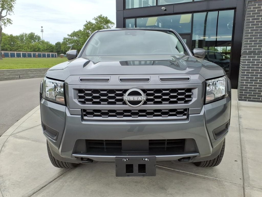 Used 2025 Nissan Frontier SV Truck Crew Cab