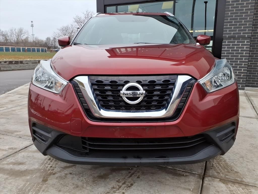 Used 2018 Nissan Kicks SV with VIN 3N1CP5CU6JL519839 for sale in Dayton, OH