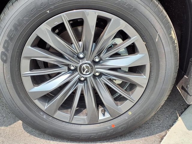 2025 Mazda CX-70 Preferred Package - Photo 23