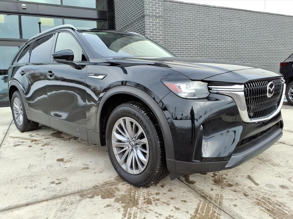 2025 Mazda CX-90 Preferred Package's photo