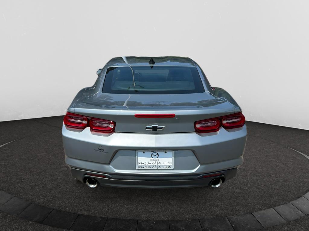 2024 Chevrolet Camaro 2LT photo 4