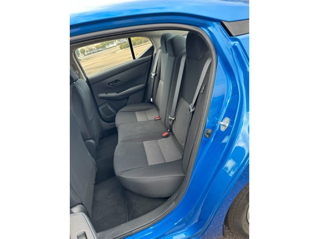 2024 Nissan Sentra SV - Photo 9