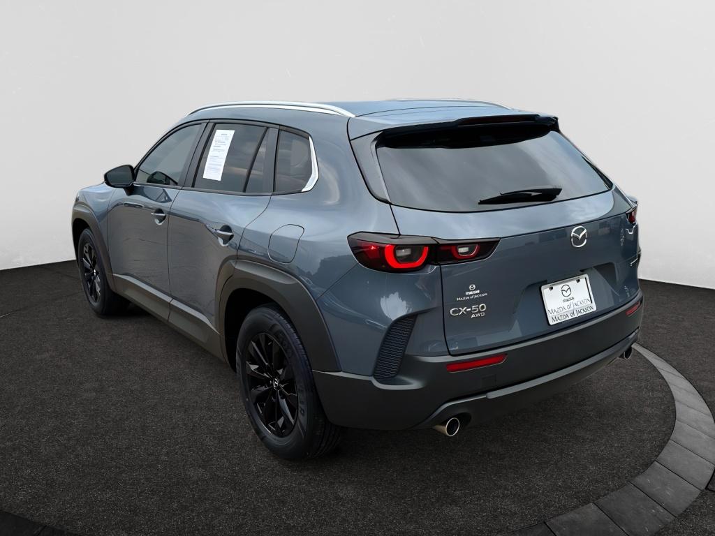 2023 Mazda CX-50 2.5 Select photo 3