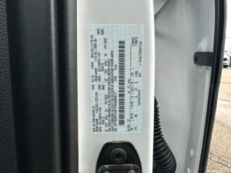2023 Ford F-150 XLT - Photo 7