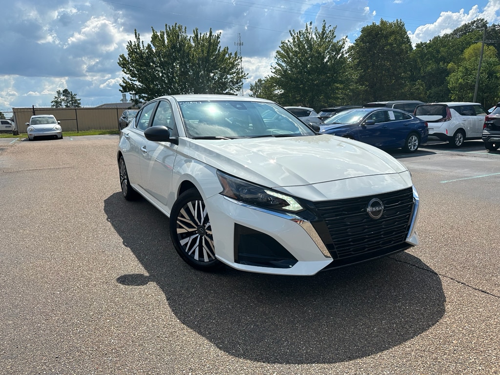 2025 Nissan Altima