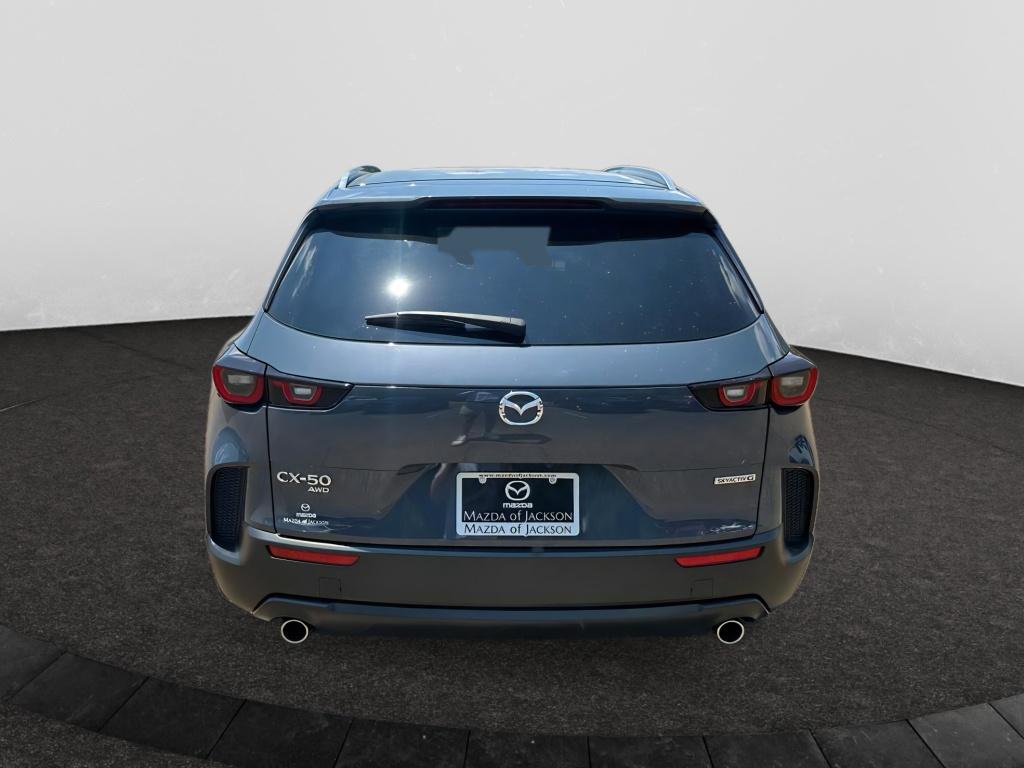 2025 Mazda CX-50 2.5 Select photo 4