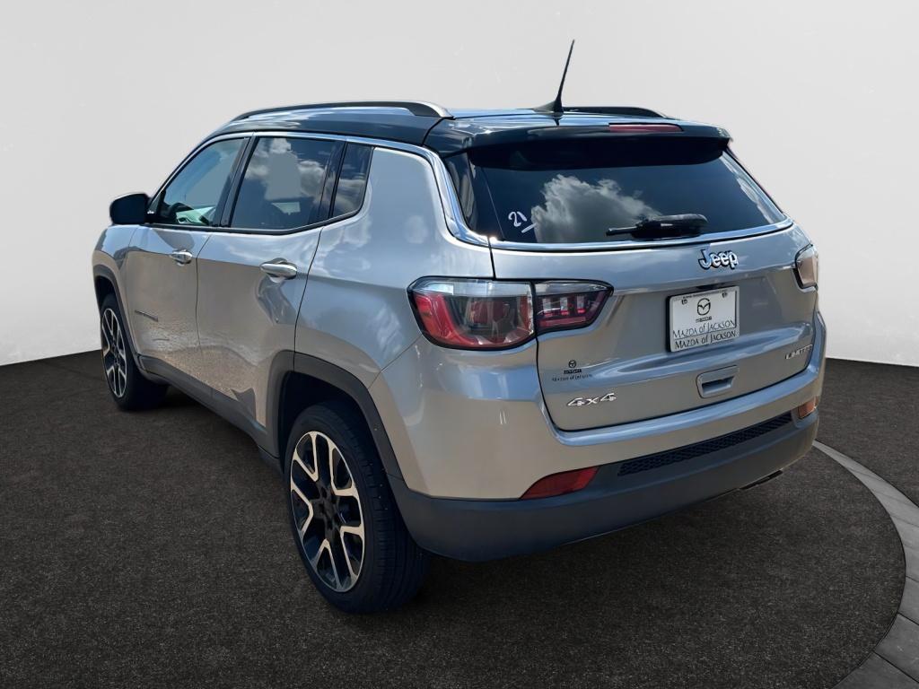 2018 Jeep Compass Limited photo 2