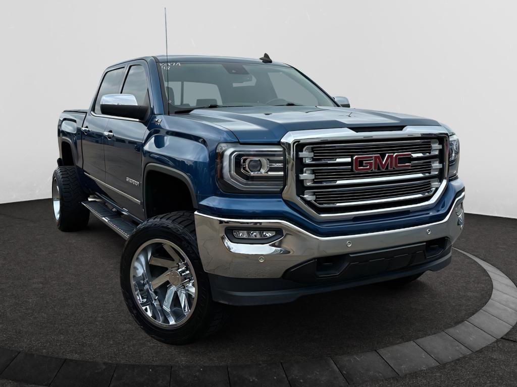 2018 GMC Sierra 4WD Crew Cab Short Box SLT's photo