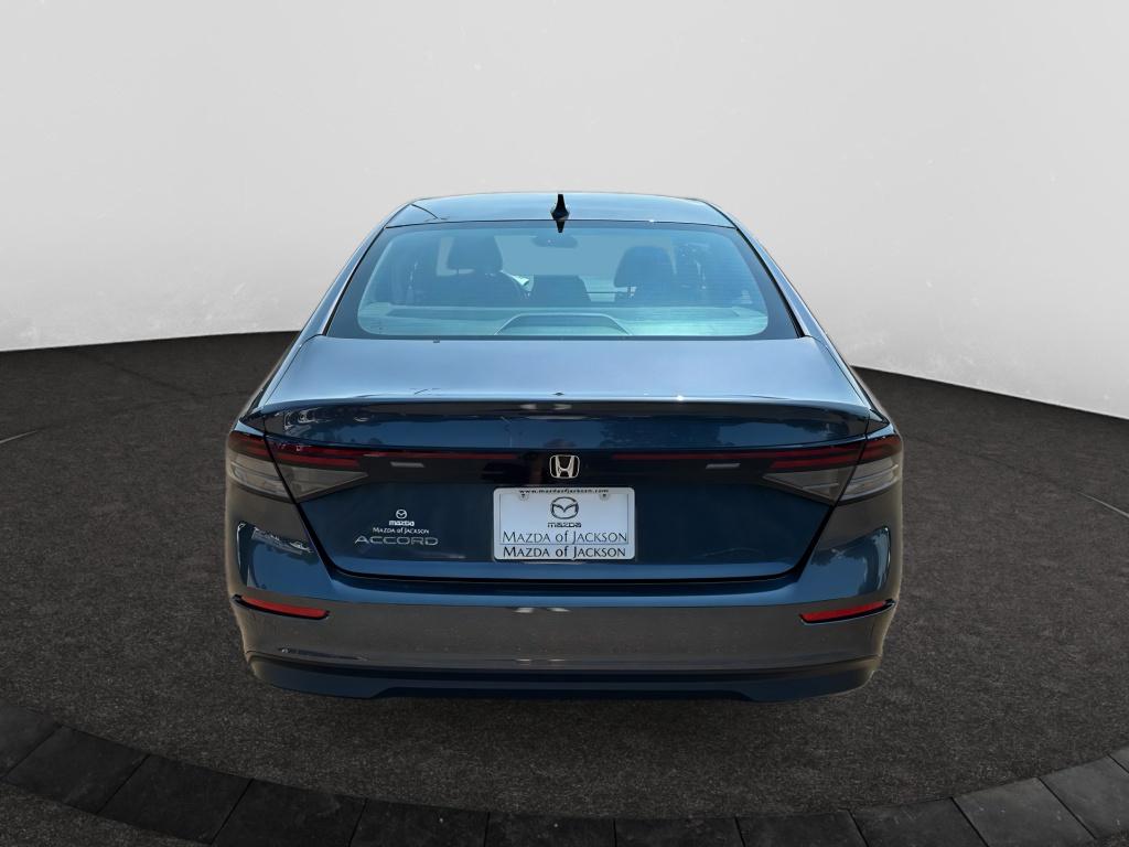 2023 Honda Accord EX photo 4