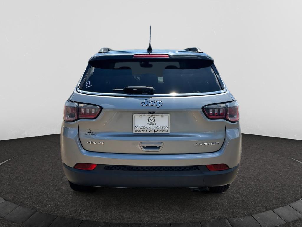 2018 Jeep Compass Limited photo 3