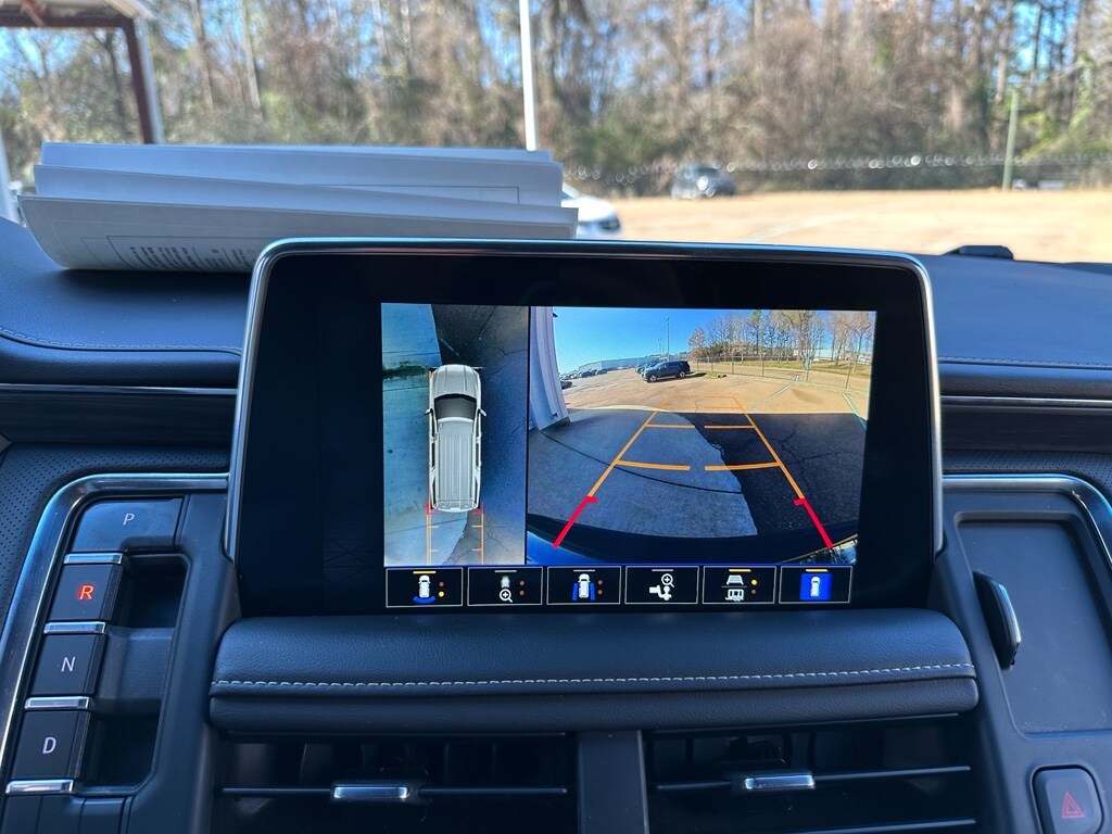 2023 GMC Yukon SLT - Photo 16