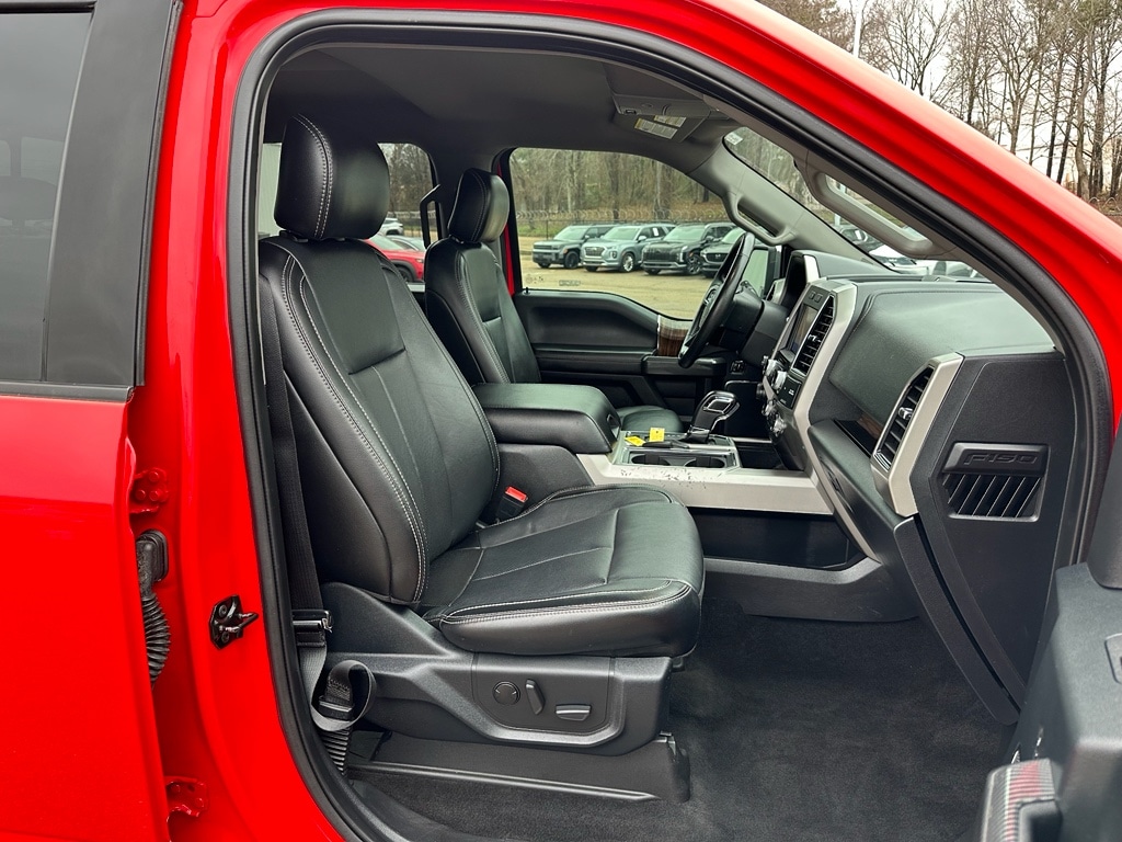 2019 Ford F-150 Lariat - Photo 23