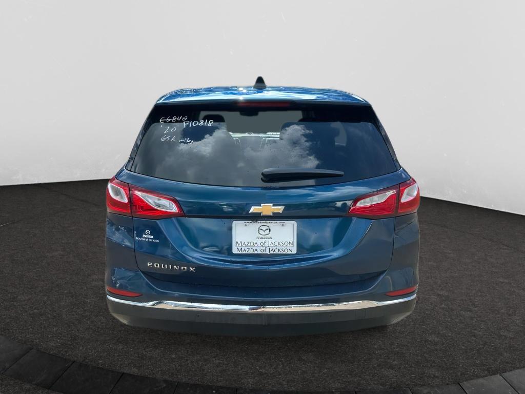 2020 Chevrolet Equinox LT photo 4
