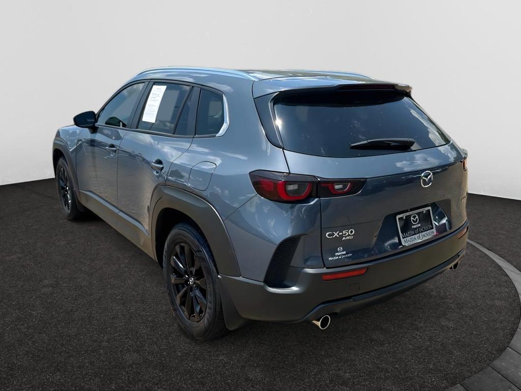 2025 Mazda CX-50 2.5 Select photo 3