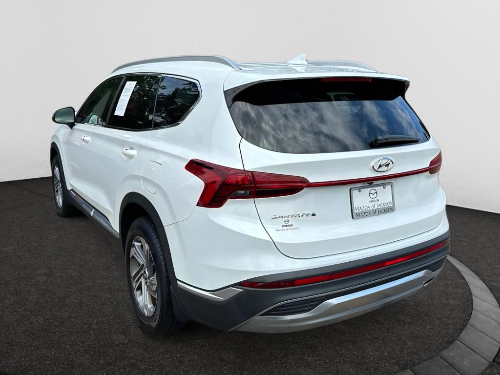 2022 Hyundai Santa Fe SEL photo 2